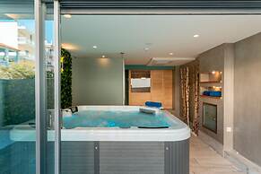 Golden Star City Resort