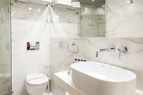 Golden Star City Resort