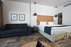 Golden Star City Resort