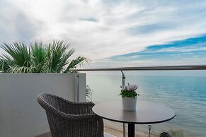 Golden Star City Resort