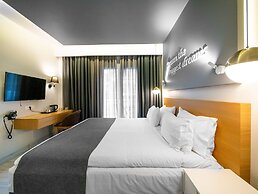 Golden Star City Resort