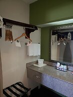 Econo Lodge Elizabeth City