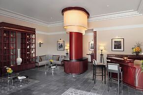 Azerai La Residence Hue