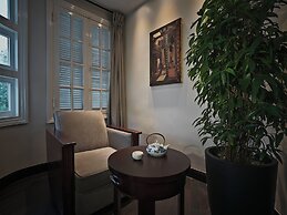 Azerai La Residence Hue