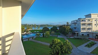 Azerai La Residence Hue