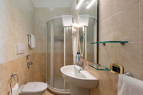 Astura Palace Hotel