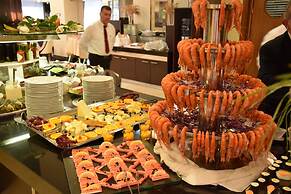 Olympia Golden Beach & Spa