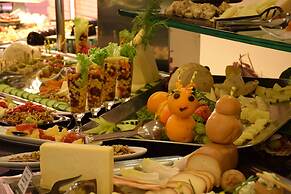 Olympia Golden Beach & Spa