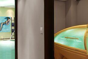 Olympia Golden Beach & Spa