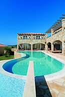 Olympia Golden Beach & Spa