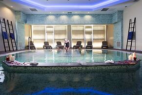 Olympia Golden Beach & Spa