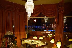 Olympia Golden Beach & Spa