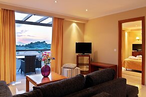 Olympia Golden Beach & Spa