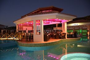 Olympia Golden Beach & Spa