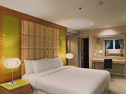 Urbana Langsuan Hotel