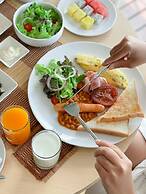 Urbana Langsuan Hotel