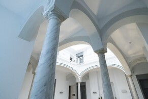 Petit Palace Santa Cruz