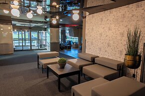 Grand Times Hotel Quebec City Airport