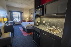 Grand Times Hotel Quebec City Airport