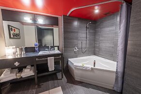 Grand Times Hotel Quebec City Airport