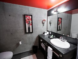 Grand Times Hotel Quebec City Airport
