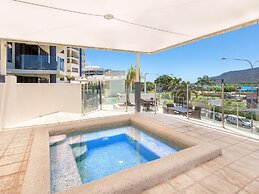 Piermonde Apartments - Cairns