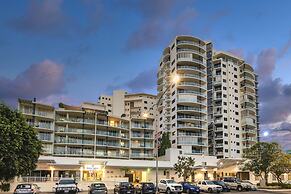 Piermonde Apartments - Cairns