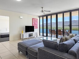 Piermonde Apartments - Cairns