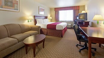 SureStay Plus Hotel by Best Western Quanah