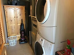 Acker Vacation Homes & Suites