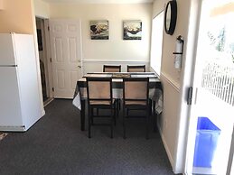 Acker Vacation Homes & Suites