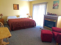 Acker Vacation Homes & Suites