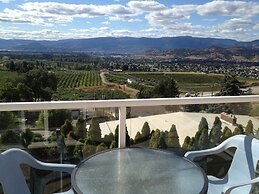 Acker Vacation Homes & Suites