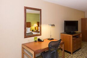 Hilton Garden Inn Buffalo Airport