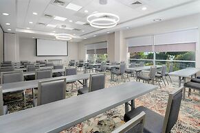 Hilton Garden Inn Buffalo Airport
