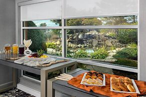 Hilton Garden Inn Buffalo Airport