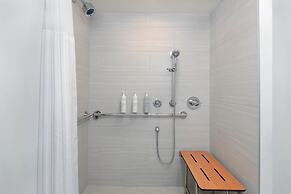 Hilton Garden Inn Buffalo Airport