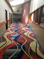 Apple Tree Inn and Suites