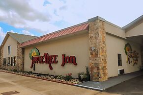 Apple Tree Inn and Suites