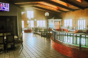 Apple Tree Inn and Suites