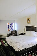 Apple Tree Inn and Suites