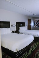 Apple Tree Inn and Suites