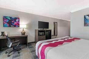 Best Western Medical Center North Inn & Suites Near Six Flags