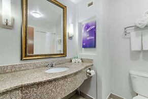 Best Western Medical Center North Inn & Suites Near Six Flags