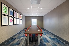 Holiday Inn Express & Suites Grenada by IHG