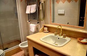 Hotel Relais Leon D Oro