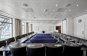 Copenhagen Island Hotel