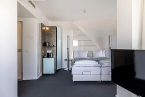 Copenhagen Island Hotel