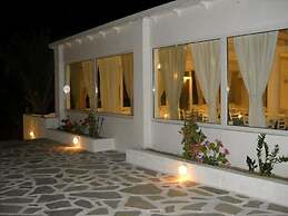 Naxos Holidays