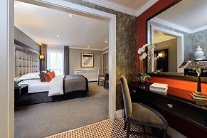 Killarney Oaks Hotel